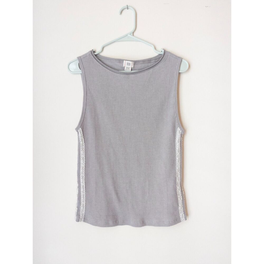 BDG womens grey tank medium lace trim size medium